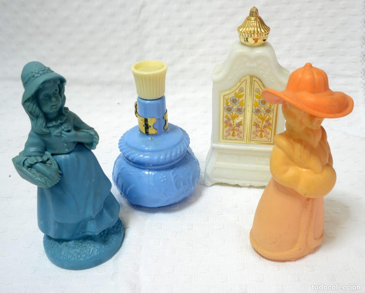Miniaturas de perfumes antiguos: LOTE DE 4 CUATRO FRASCOS DE PERFUME AVON (VAC&Iacute;OS), A&Ntilde;OS 70