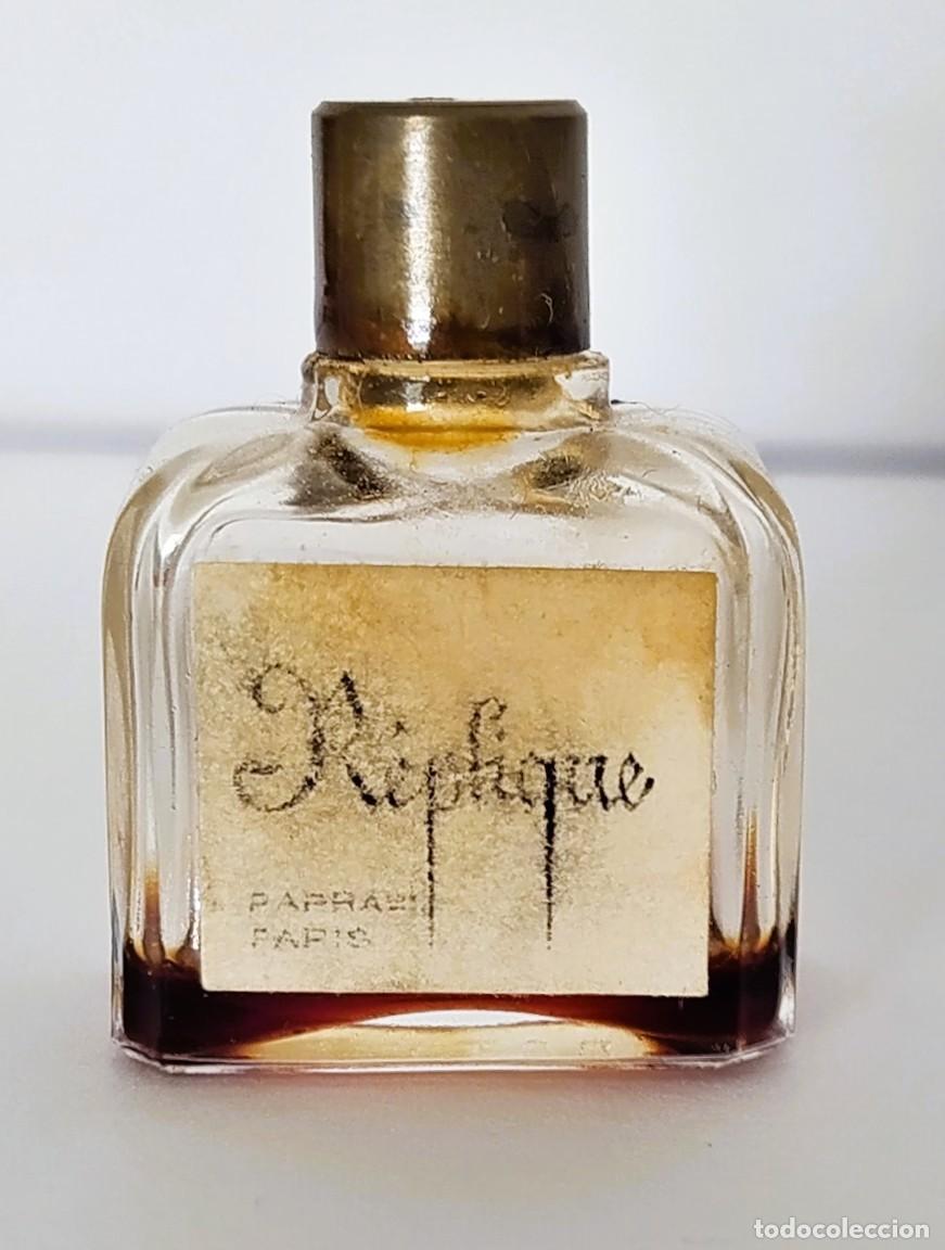 Miniaturas de perfumes antiguos: Miniatura de perfume de colecci&oacute;n Rapha&euml;l R&eacute;plique Perfume