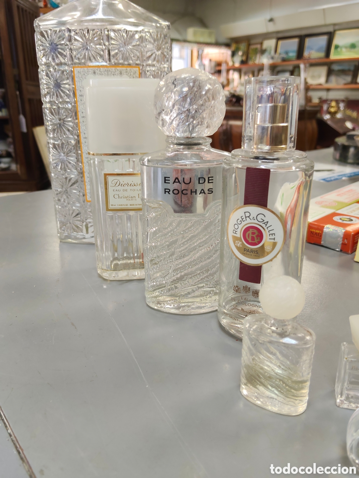 Miniaturas de perfumes antiguos: Lote botellas de perfume - Foto 2