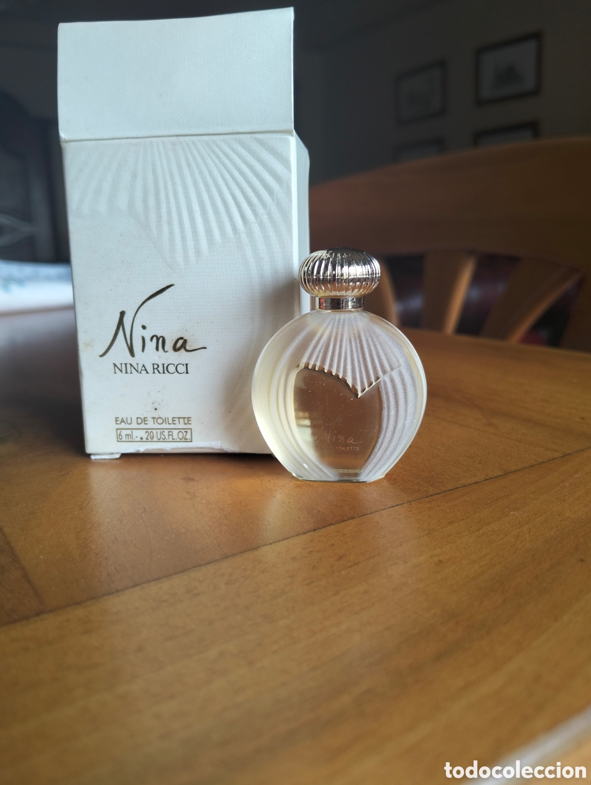Miniaturas de perfumes antiguos: Nina ricci miniatura de 6 ml