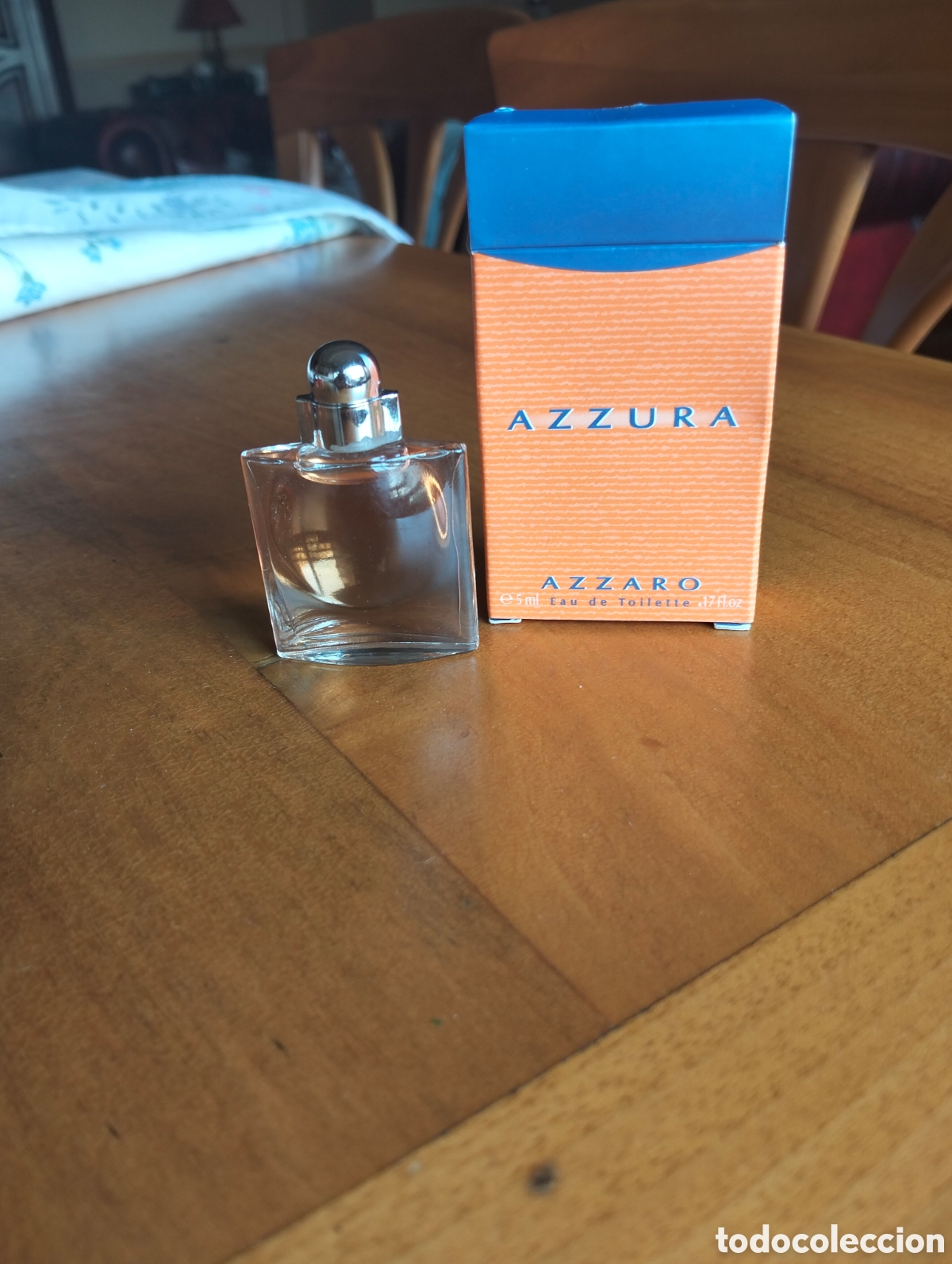 Miniaturas de perfumes antiguos: Azzura de azzaro 5 ml