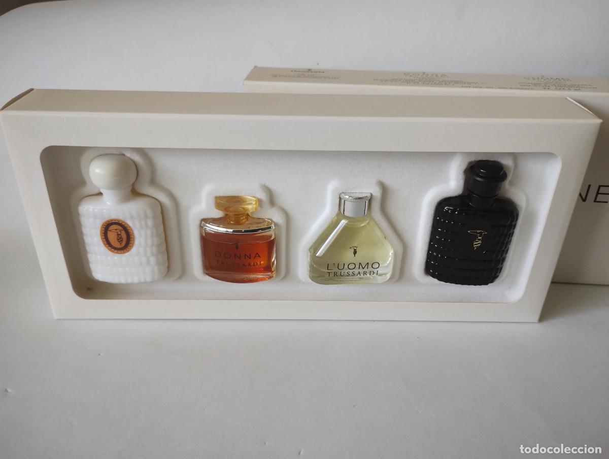 Miniaturas de perfumes antiguos: ESTUCHE TRUSSARDI CON 4 MINIATURAS