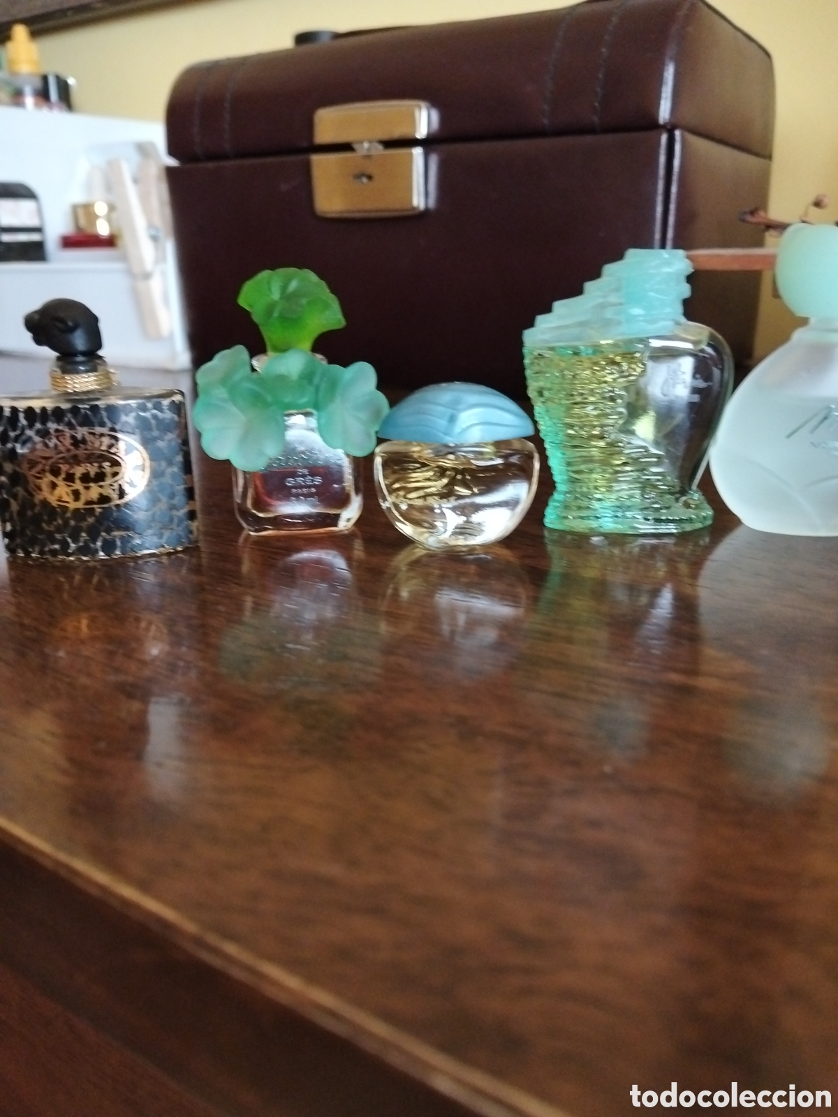 Miniaturas de perfumes antiguos: Colecci&oacute;n de miniaturas de perfume - Foto 3