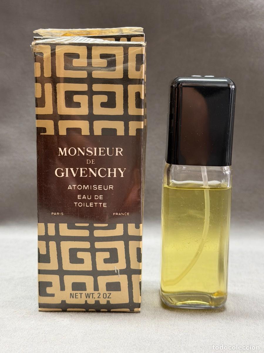 &Eacute;chantillons de parfums anciens: Vintage Monsieur de Givenchy , atomiseur eau de toilette , 2 oz . ref. 5242, 1970s.