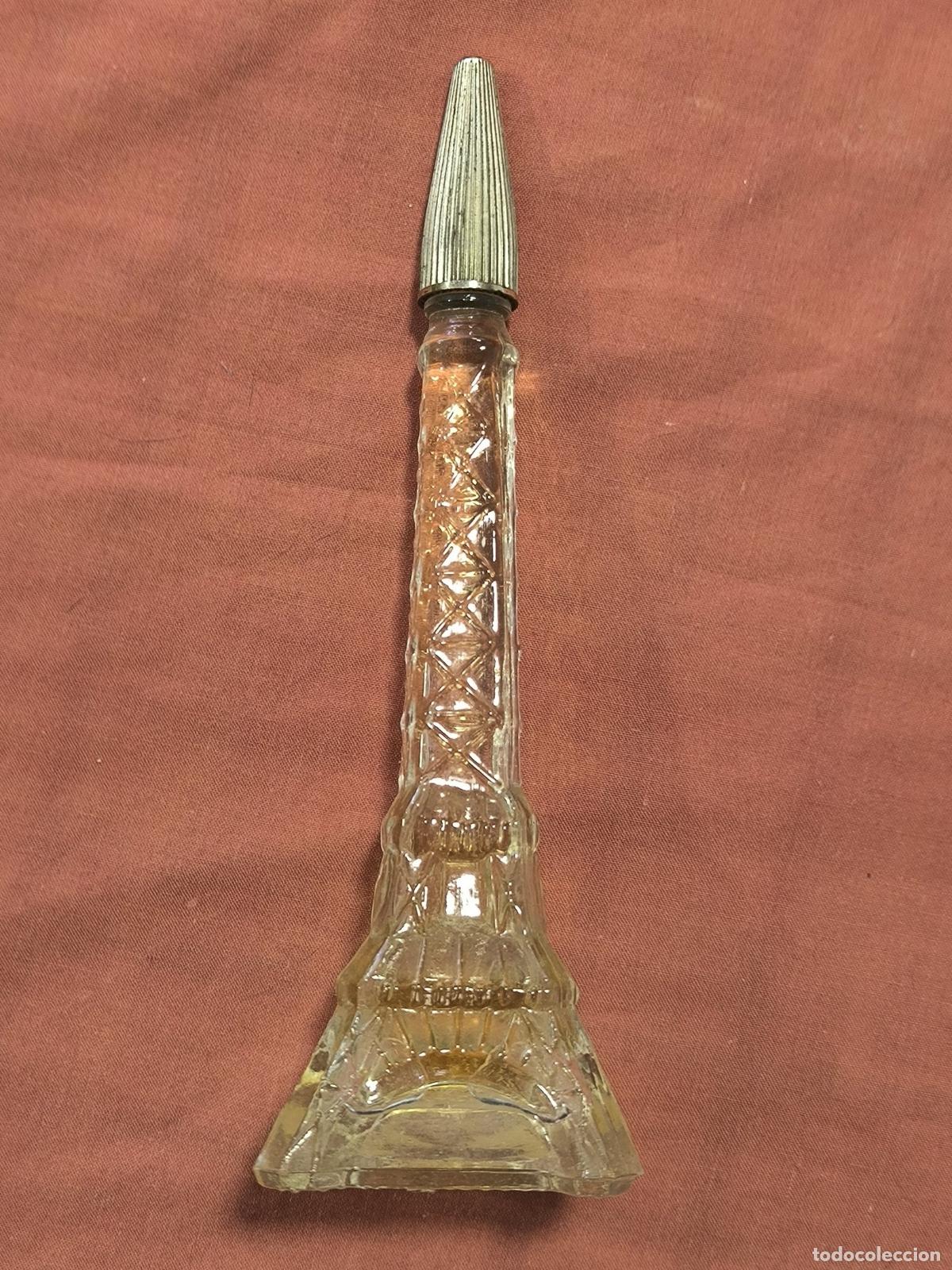 Miniaturas de perfumes antiguos: Perfume con Botella Decorativa de Torre Eiffel Coleccionismo
