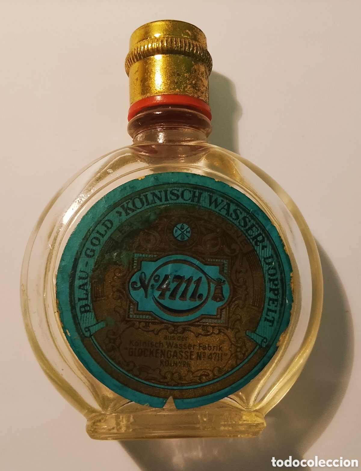 &Eacute;chantillons de parfums anciens: Botella de 25ml de &rdquo;4711 Echt K&ouml;lnisch Wasser Doppelt&rdquo; en formato cantimplora.