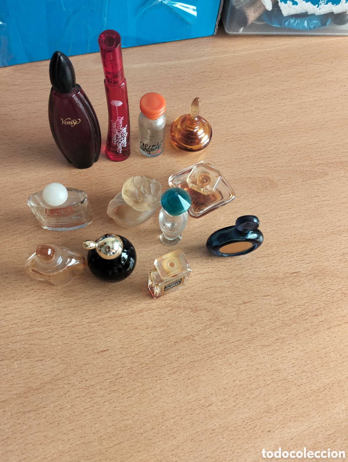 Miniaturas de perfumes antiguos: Colecci&oacute;n mini perfume de mujer - Foto 3