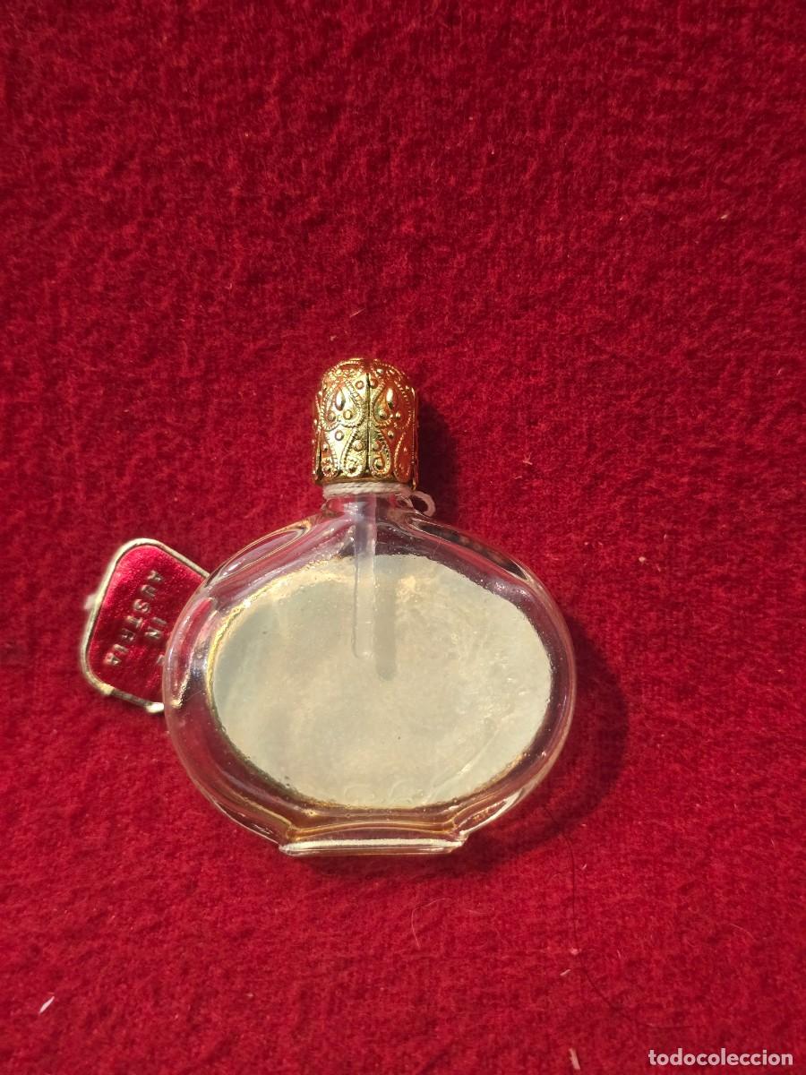 Miniaturas de perfumes antiguos: FRASCO DE PERFUMES CON BORDADO - Foto 2