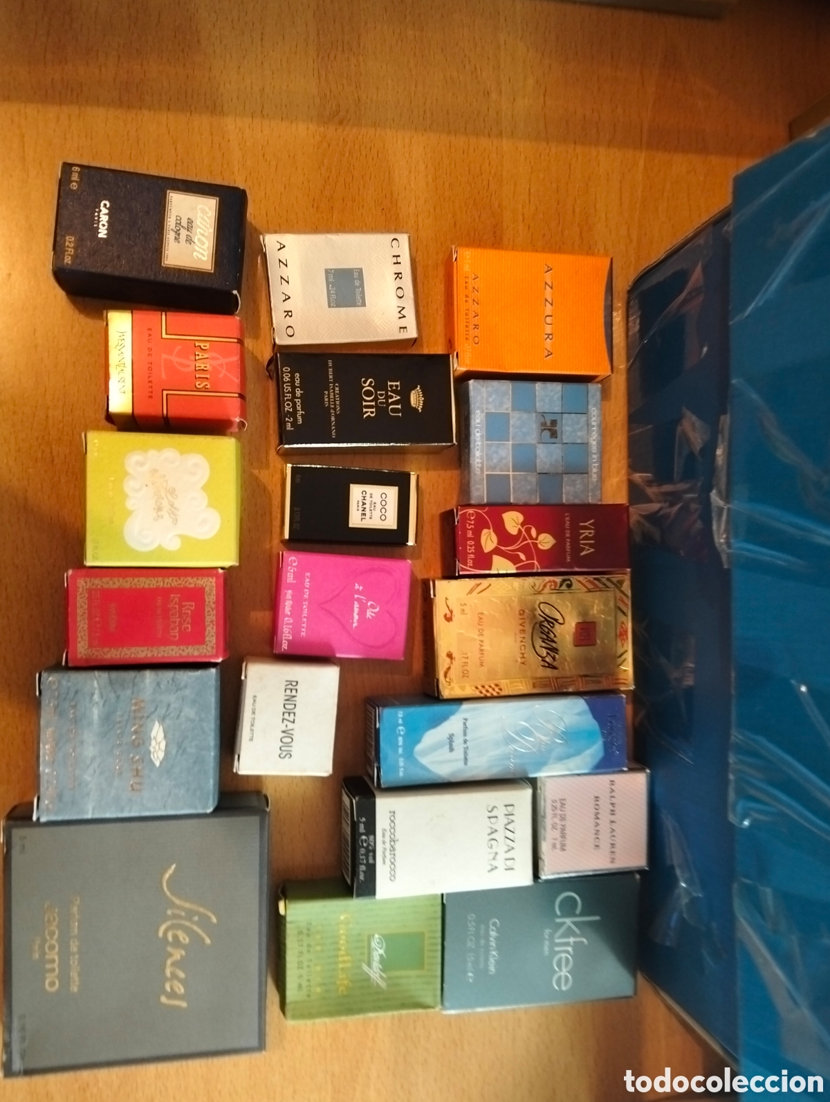Miniaturas de perfumes antiguos: Colecci&oacute;n 20 miniaturas de perfume