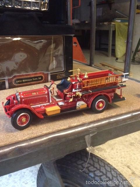 Hobbys: coche de bomberos buffalo type 50 de 1932 escala 1:24 - Foto 1 - 57474897
