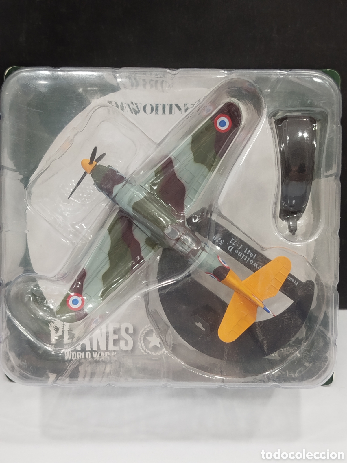 Hobbys: Avi&oacute;n de combate Dewoitine D.520 / Francia 1941 (Escala 1:72) Segunda Guerra Mundial, D520, WWII n13
