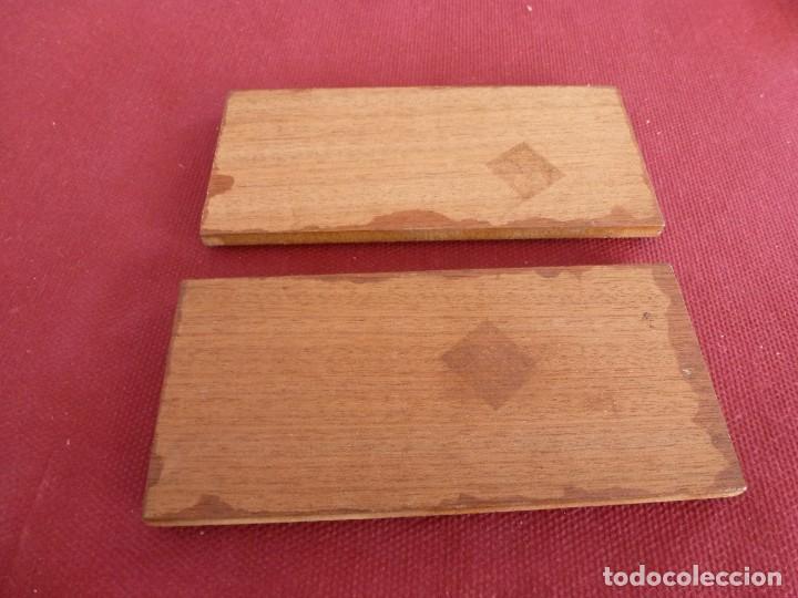2 peanas de madera usadas (6 x 13 ) para figura - Compra venta en  todocoleccion