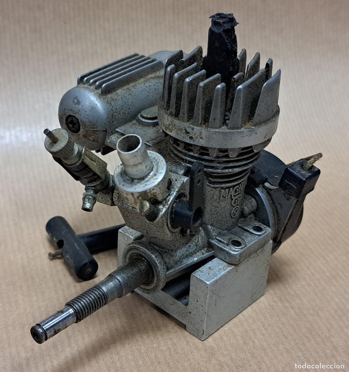 Hobbys: Peque&ntilde;o motor de avi&oacute;n M&aacute;gnum GP - Foto 5