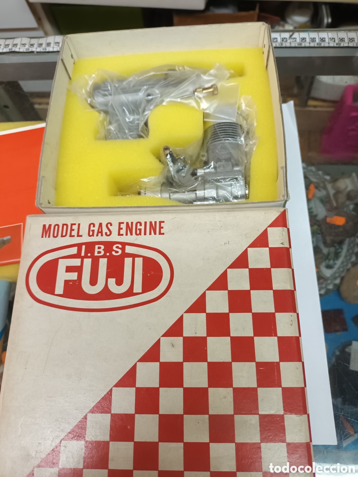 Hobbys: Motor aeromodelismo fuji 40 nuevo - Foto 1