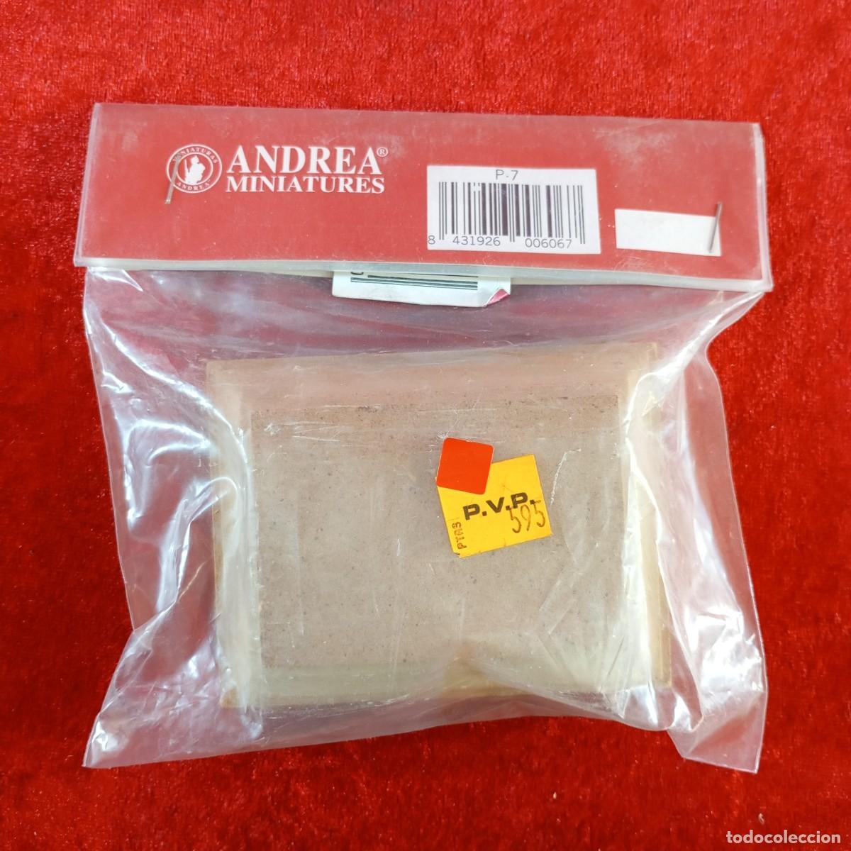Hobbys: ANDREA MINIATURES - PEANA RECTANGULAR DE MADERA - REF. P-07 - 98 X 75 X 30 MM / 8241 - Foto 1