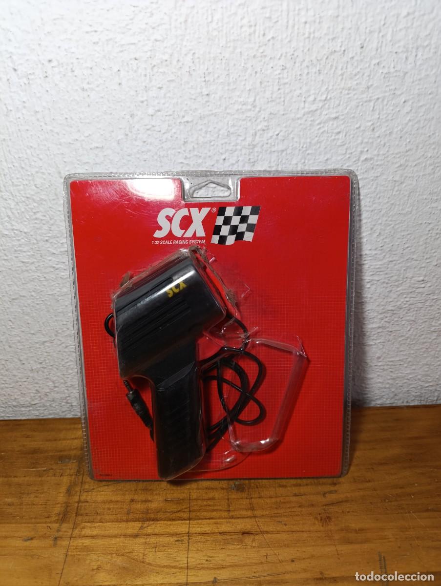 Hobbys: Mando SCX Scalextric Escala 1:32 con Bl&iacute;ster - Foto 1