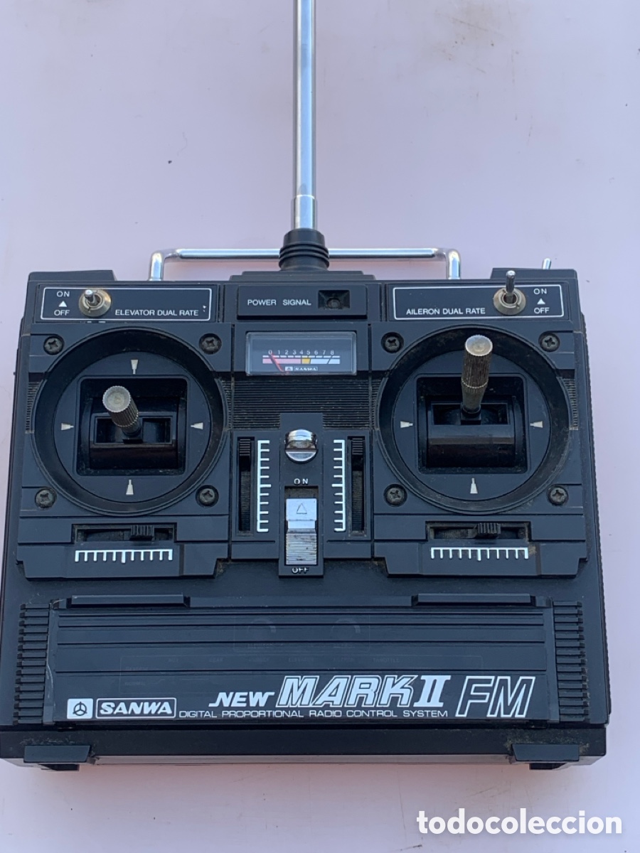 Hobbys: &bull;Emisora RC SANWA MARK II FM A&ntilde;os 80