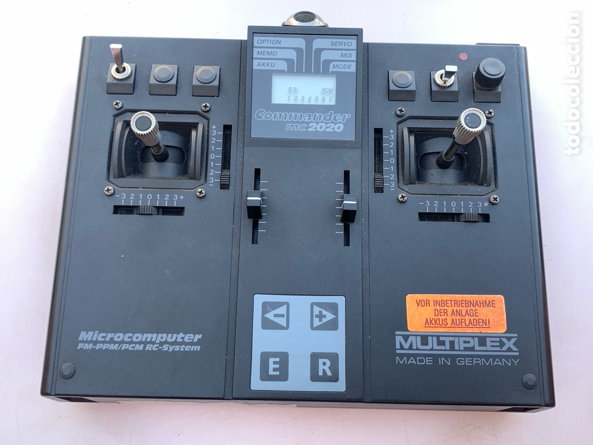 Hobbys: &bull;Emisora M&Uacute;LTIPLEX COMMANDER MC 2020