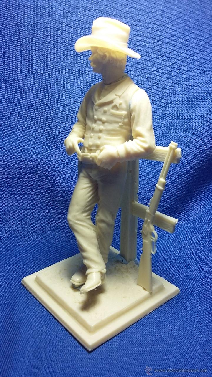 Hobbys: FIGURA DE SHERIFF EN RESINA 90MM - Foto 4
