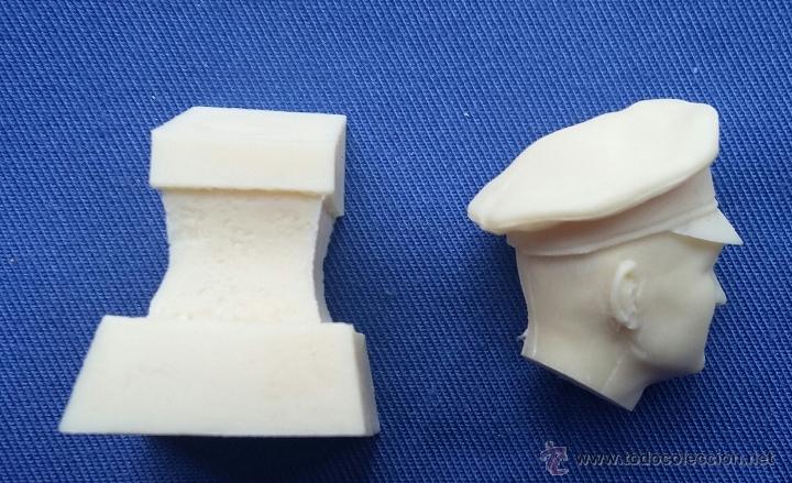 Hobbys: BUSTO DEL BARON ROJO EN RESINA - Foto 2