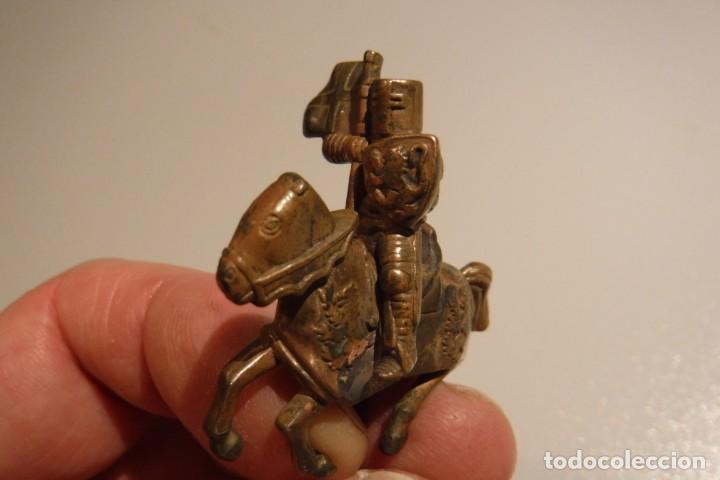 Hobbys: Guerrero medieval abanderado a caballo - Foto 4