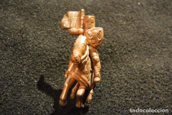 Hobbys: Guerrero medieval abanderado a caballo - Foto 10