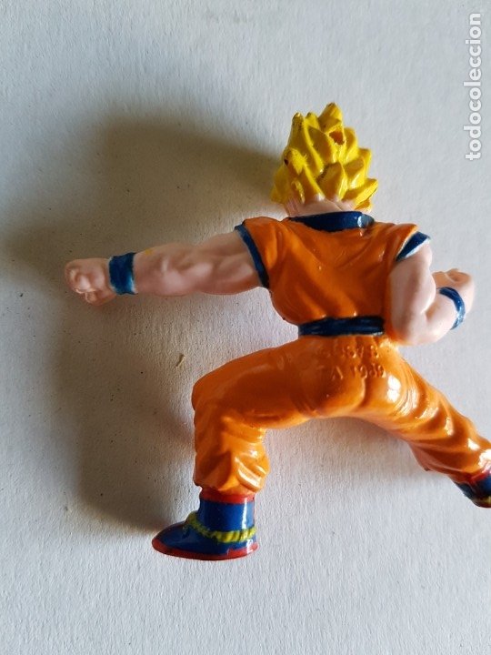 Miniaturas e Colecionismo - Son Goku (Super Saiyan 3) [DBZ