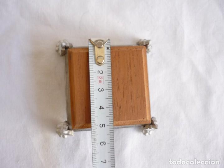 Hobbys: 6 peanas de madera con patas de plomo ornamentadas - Foto 6