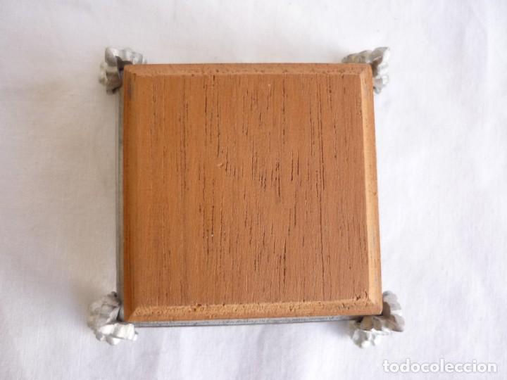 Hobbys: 6 peanas de madera con patas de plomo ornamentadas - Foto 7