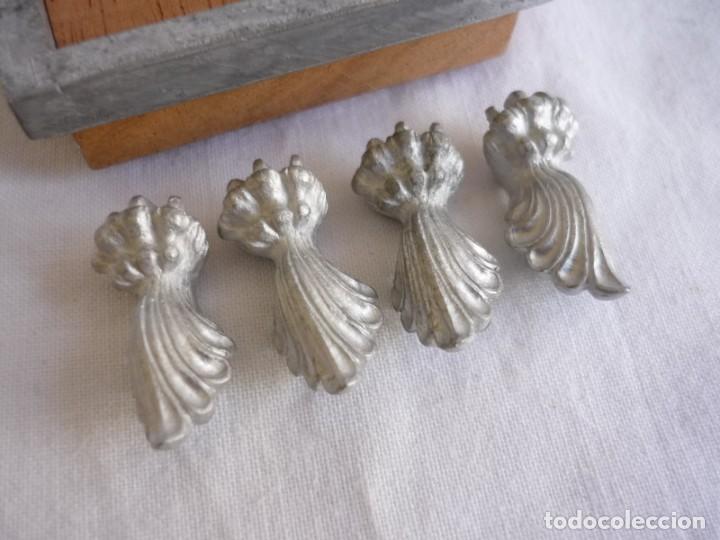 Hobbys: 6 peanas de madera con patas de plomo ornamentadas - Foto 10