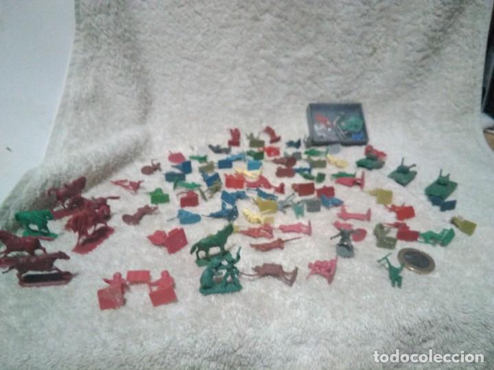 Hobbys: lote de figuritas en miniatura ( 100 aprox.) - Foto 1