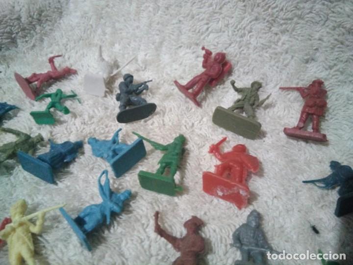 Hobbys: lote de figuritas en miniatura ( 100 aprox.) - Foto 5