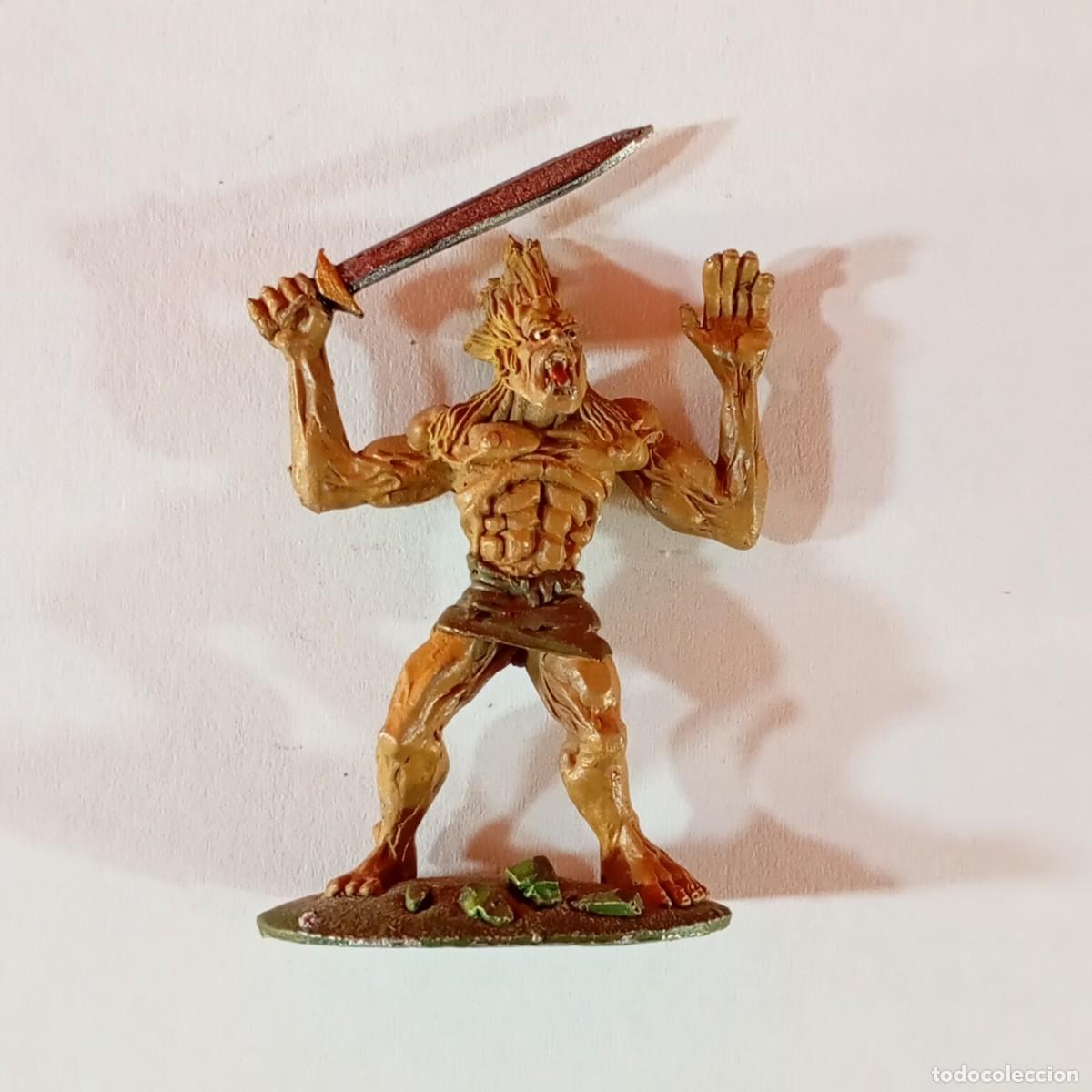 Hobbys: FIGURA DE PLOMO PINTADA - TIPO WARHAMMER / 93 - Foto 1