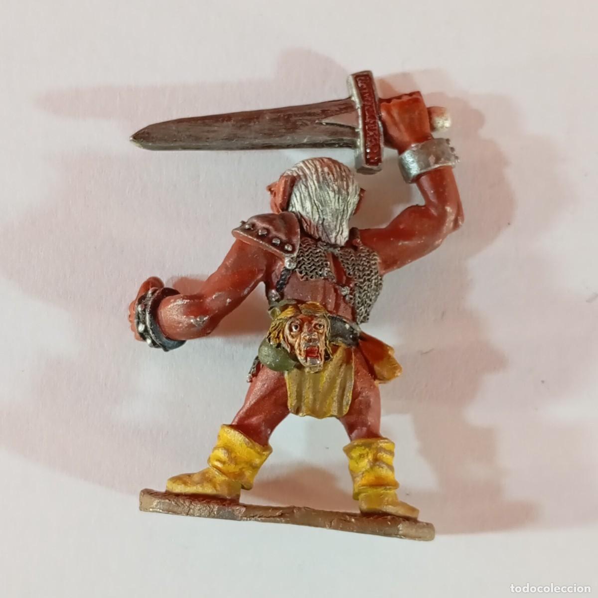 Hobbys: FIGURA DE PLOMO PINTADA - TIPO WARHAMMER / 132 - Foto 2
