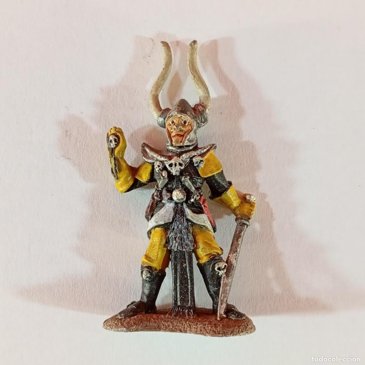 Hobbys: FIGURA DE PLOMO PINTADA - TIPO WARHAMMER / 139 - Foto 1