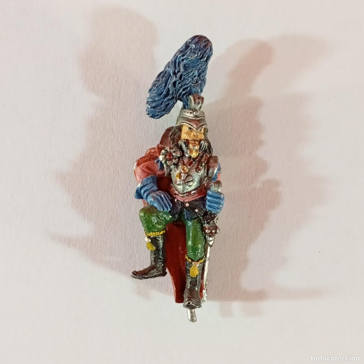 Hobbys: SOLDADO CON ESPADA - FIGURA DE PLOMO PINTADA / 20 - Foto 1