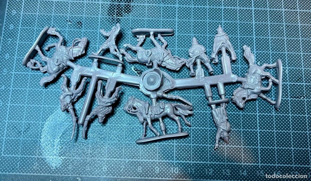Hobbys: Figuras 1/72 MARS Ref. 72137: Eastern Mercenaries. - Foto 2