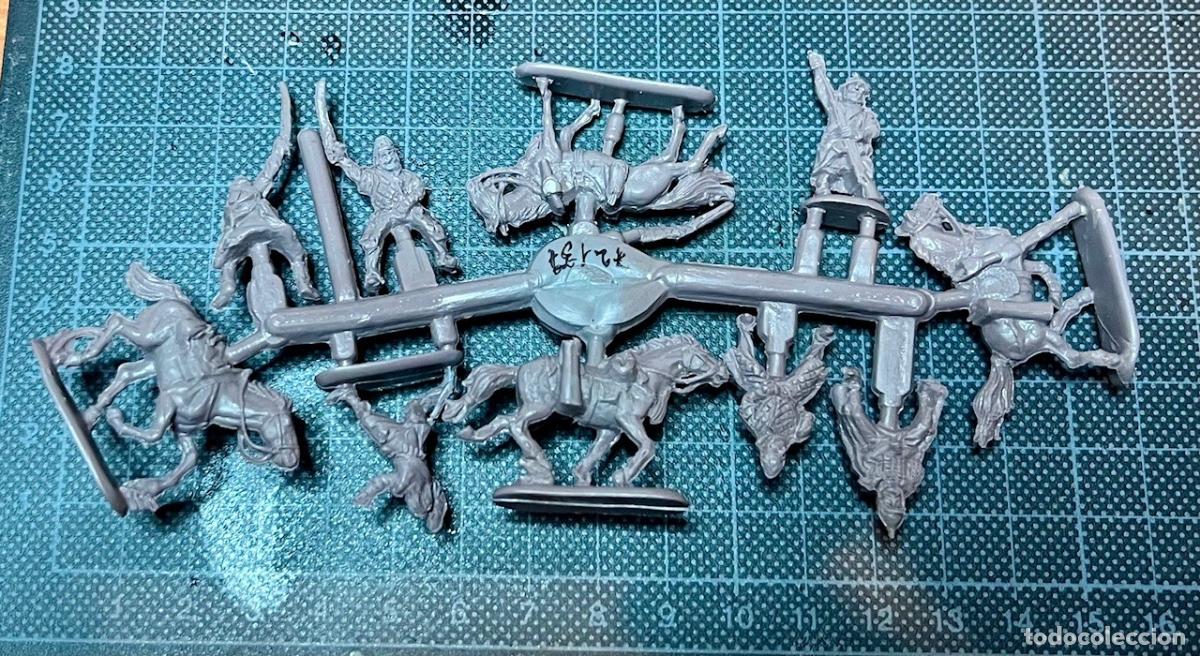 Hobbys: Figuras 1/72 MARS Ref. 72137: Eastern Mercenaries. - Foto 1