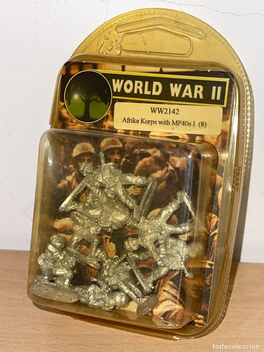 Hobbys: Black Tree Design World War II Afrika Korps with MP40s I (8) WW2142 Desert German Infantry 2&ordf;GM