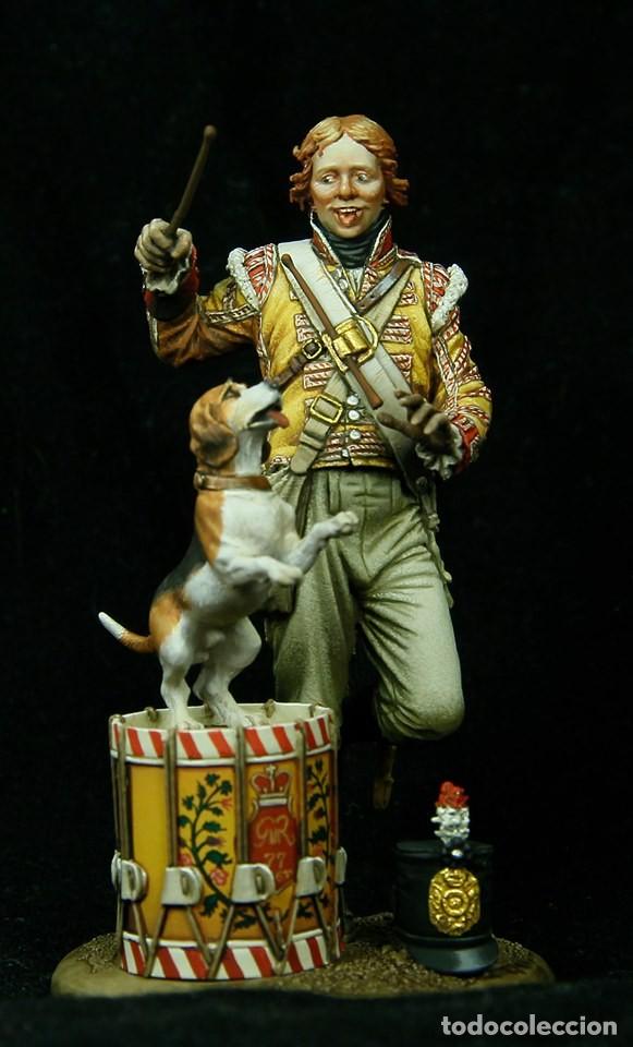 Hobbys: CASTLE M. - Drummer boy with beagle - 75mm - (de la serie Dog's Life)