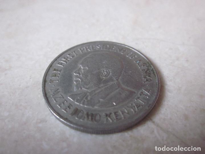 Monedas antiguas de &Aacute;frica: MONEDA 1 SHILLING KENYA 1971 - Foto 2