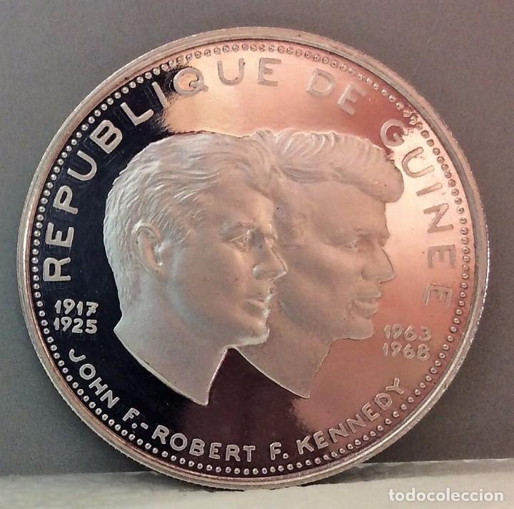 Old Coins of Africa: GUINEA FRANCESA 200 FRANCOS 1969