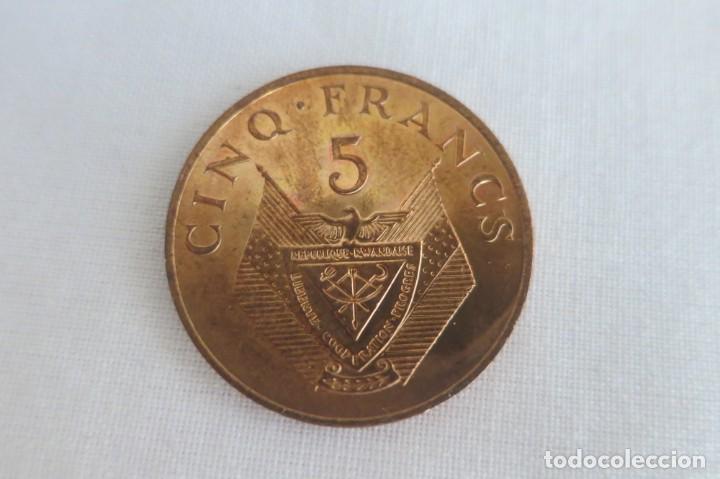 Monedas antiguas de &Aacute;frica: rwanda 5 francos 1987 - Foto 2