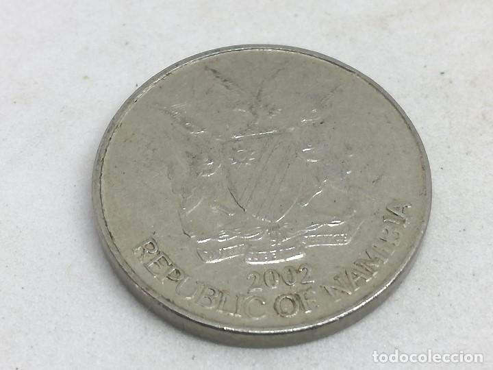 Monedas antiguas de &Aacute;frica: Moneda 2002. 5 C&eacute;ntimos. Namibia. KM 1. MBC - Foto 1