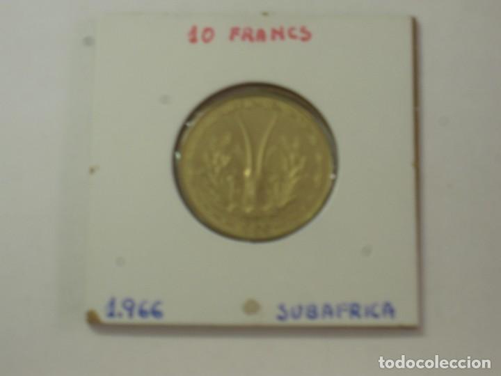 Moedas antigas de &Aacute;frica: MONEDA 10 FRANCS SUDAFRICA 1966