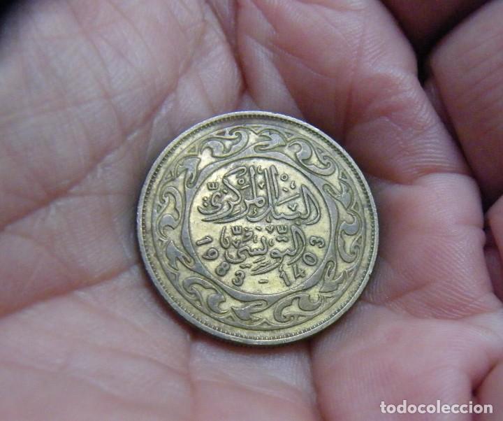Alte M&uuml;nzen aus Afrika: TUNEZ MONEDA DE 100 MILLIEMES 1983