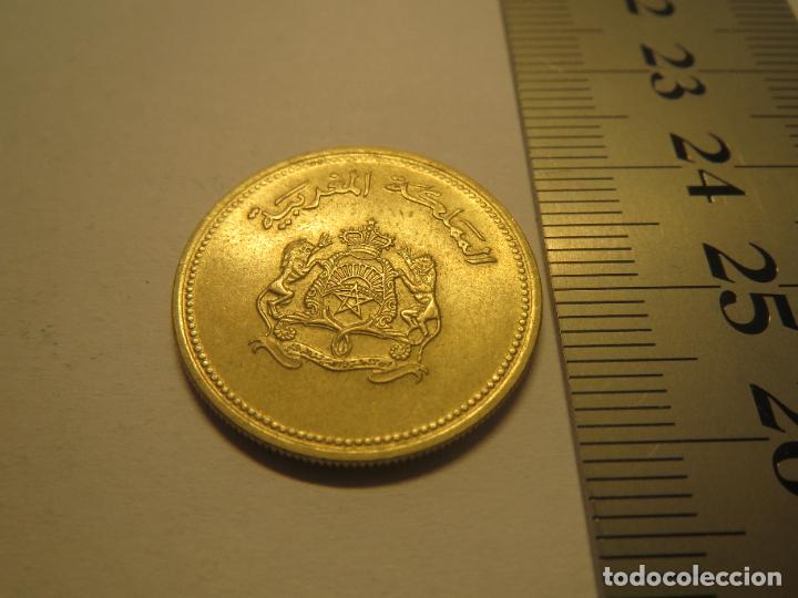 Monedas antiguas de &Aacute;frica: MONEDA 20 CENTIMOS DE DIRHAM 1987 1407 CENTIMES (3) - Foto 2