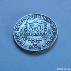 Monedas antiguas de África: MONEDA DE 50 FRANCOS DE AFRICA OCCIDENTAL AÑO 1972. Lote 304121548