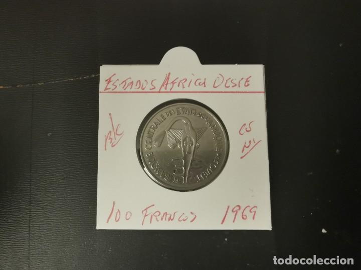 Monnaies anciennes d'Afrique: ESTADOS AFRICA OESTE 100 FRANCOS 1969 B/C KM=4 (CUPRONIQUEL)