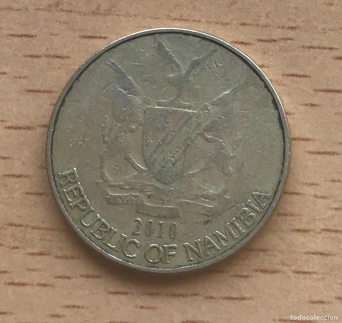 Monedas antiguas de &Aacute;frica: 1 d&oacute;lar de Namibia. A&ntilde;o 2010 - Foto 2